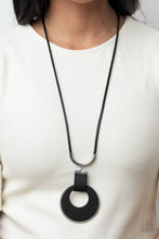 Load image into Gallery viewer, Luxe Crush - Black Necklace
